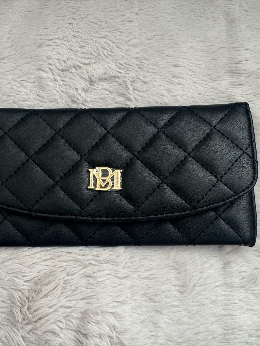 Jewel Badgley Mischka Quilted Black Card Holder with Gold Logo